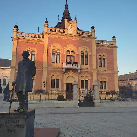 Woody Apartment Novi Sad